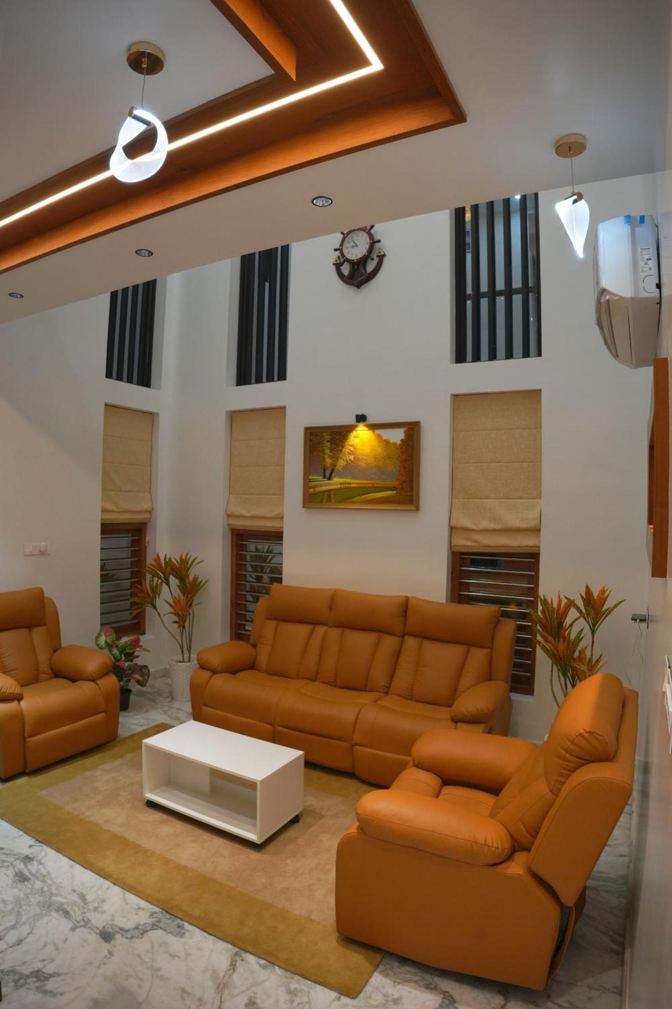 Luxurious 5000 Sqft Mansion With Modern Comforts And Spacious Elegance Villa มาลัพปูรัม ภายนอก รูปภาพ